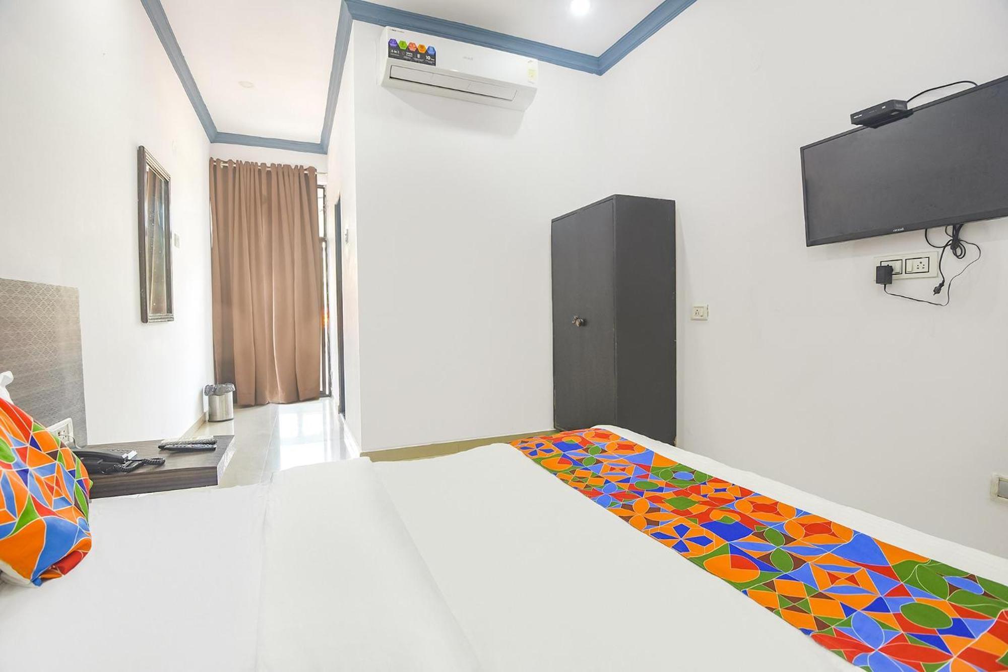 Fabexpress Neo Calangute Beach Resort Ngoại thất bức ảnh