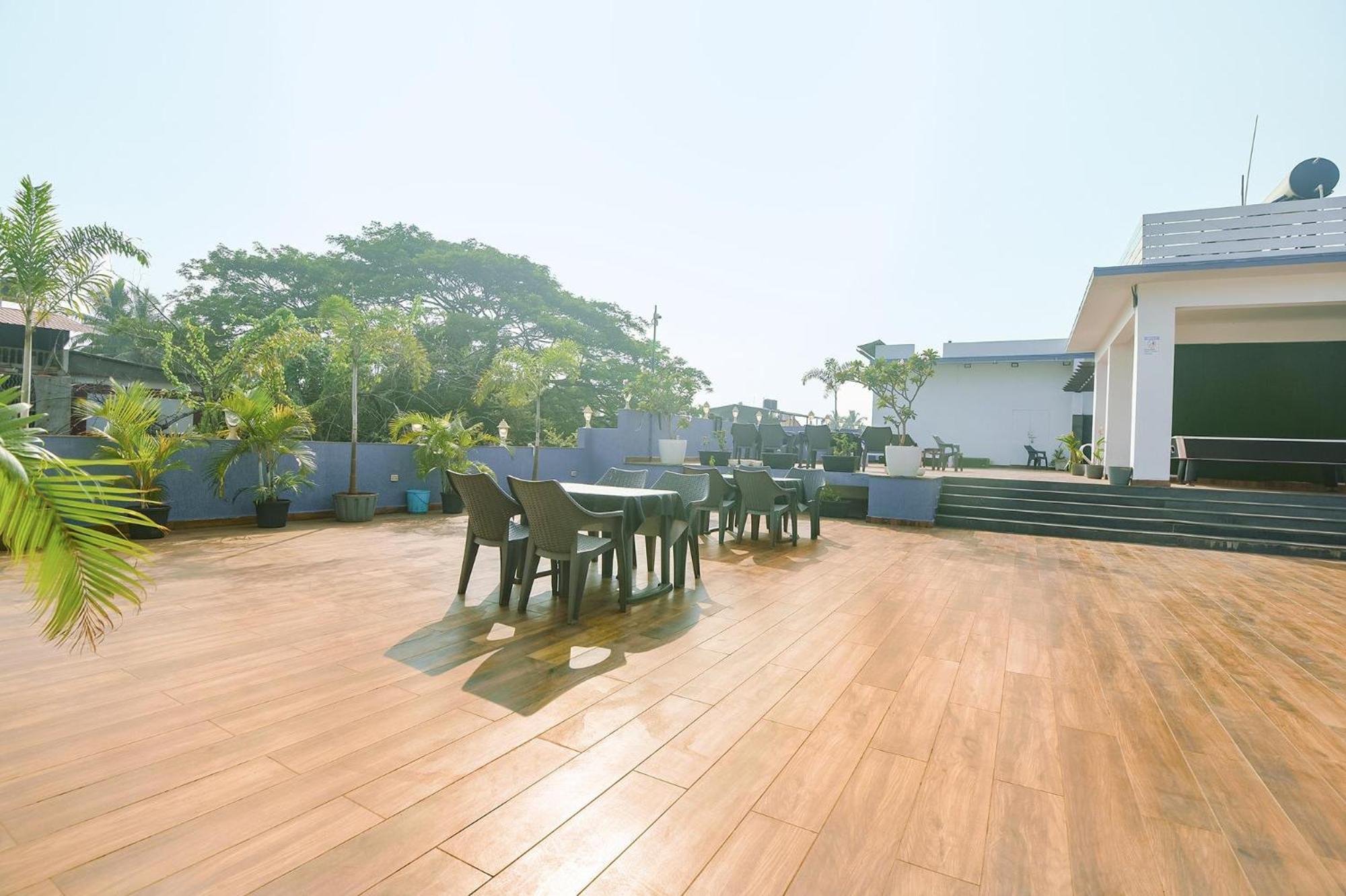 Fabexpress Neo Calangute Beach Resort Ngoại thất bức ảnh