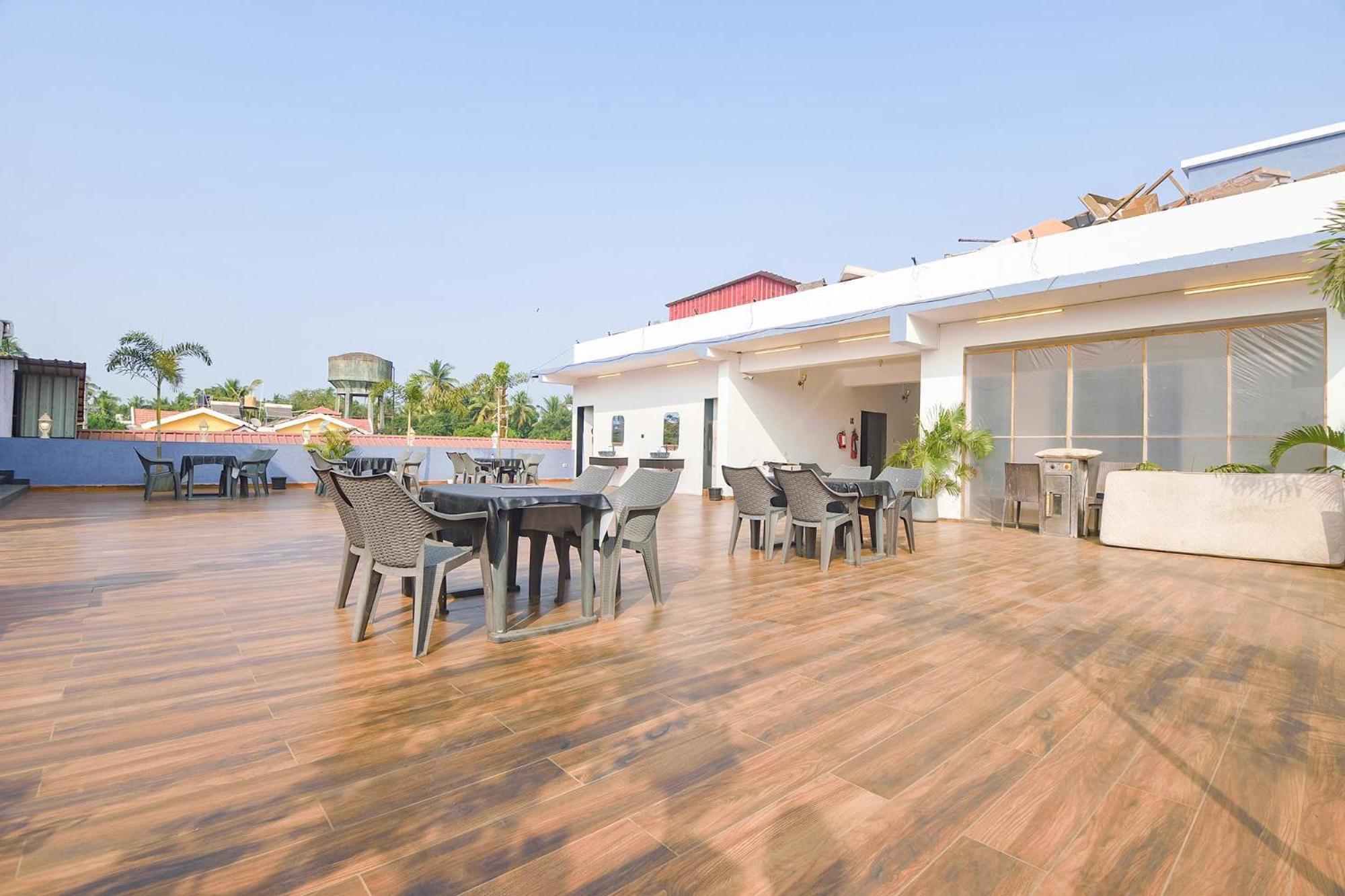 Fabexpress Neo Calangute Beach Resort Ngoại thất bức ảnh