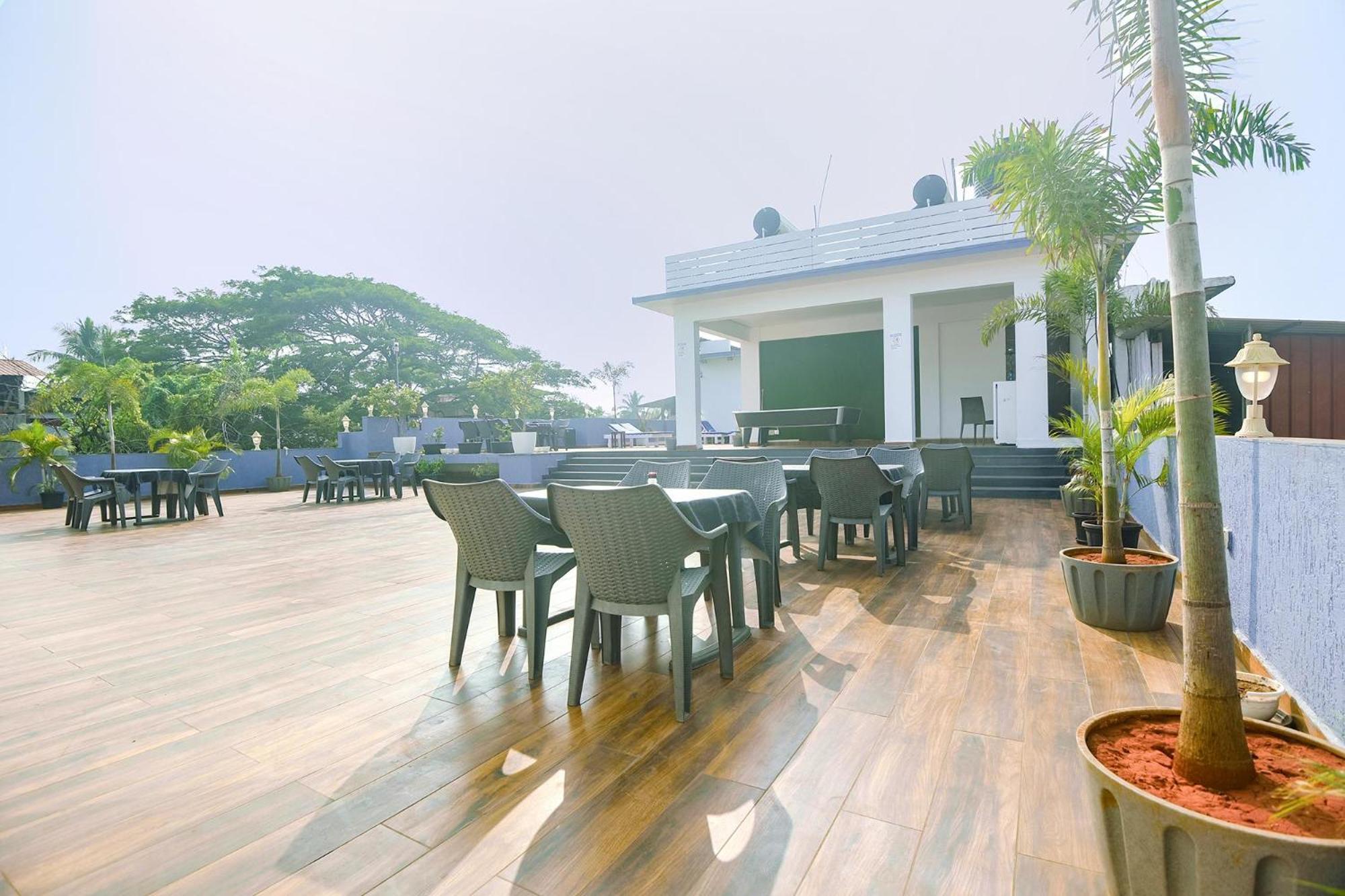 Fabexpress Neo Calangute Beach Resort Ngoại thất bức ảnh